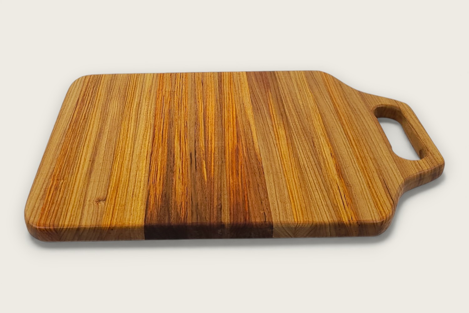 Canarywood Heritage Pro Series Board (#295) with edge grain, vertical pattern, warm tones, and OldLine Bone Handle.